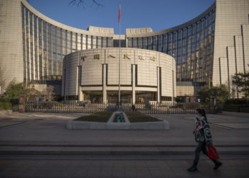 China verkauft westliche Währungen und Ölanlagen, um Sanktionen zu vermeiden