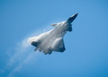 China stationiert modernstes Kampfflugzeug im umstrittenen Ost- und Südchinesischen Meer