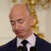 Jeff Bezos schlägt vor, dass China nach Musks Twitter-Kauf an Einfluss gewinnen könnte – vergisst seinen Müll