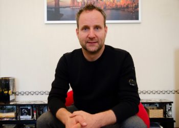 AUF DEM ROTEN STUHL | Matthias Strolz über Great Reset, Putin, Schwurbler und Atomkrieg