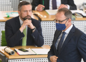 AfD-Fraktion im Sächsischen Landtag fällt mit Antrag zur Abschaffung der Pflegeimpfpflicht durch