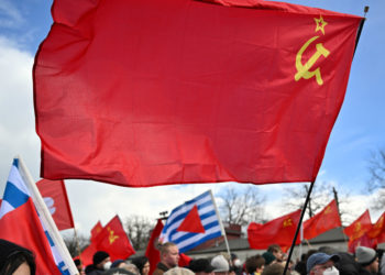 Buchenwald und die vertauschten Fahnen – Geht es noch zynischer?