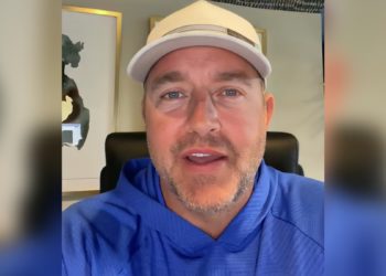 Der doppelt geimpfte Kirk Herbstreit von ESPN verpasst den NFL Draft 2022 wegen Blutgerinnsel (VIDEO)