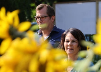 Ehemann von Außenministerin Baerbock wird Angestellter bei Lobby-Agentur