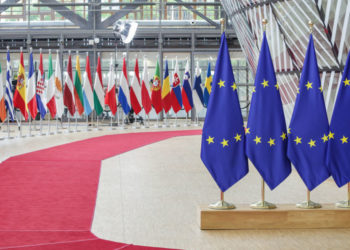 Estland, Lettland und Litauen fordern Einstellung von Impfstofflieferungen