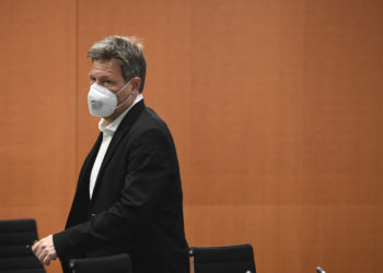 Habeck warnt eindringlich vor Importstopp von russischem Gas