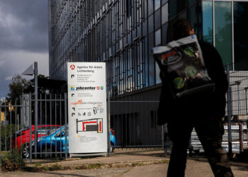 Jobcenter haben viel Arbeit: Mehr Menschen auf Hartz IV angewiesen
