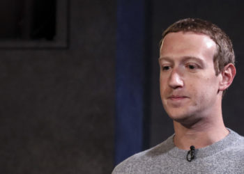 Liveticker zum Ukraine-Krieg: Moskau setzt Mark Zuckerberg auf Sanktionsliste