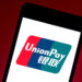 Medienbericht: UnionPay pausiert Zusammenarbeit mit russischen Banken wegen Sanktionsrisiken