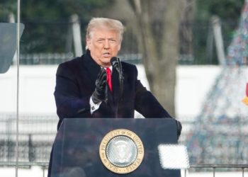 New Yorker Richter verachtet Trump und belegt ihn mit einer Geldstrafe von 10.000 Dollar pro Tag, wenn er sich weigert, Dokumente an die Crooked AG zu übergeben