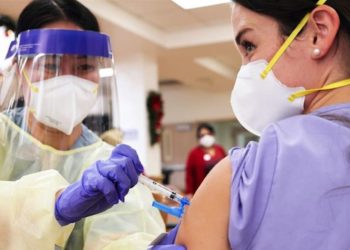 Studie des Verteidigungsministeriums zeigt, dass schwangere Soldatinnen eine „absolut katastrophale Rate von Anomalien und fetalen Problemen“ erleiden – Dr. Naomi Wolf lässt eine Bombe auf den Kriegsraum fallen (VIDEO)