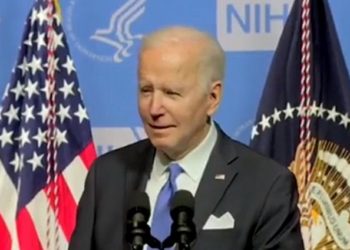 Selbst im blauen Massachusetts bricht die Zustimmungsrate von Joe Biden ein