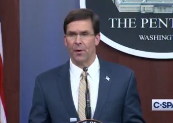 Präsident Trump gibt Erklärung über den „schwachen und völlig ineffektiven“ ehemaligen Verteidigungsminister Mark Esper ab