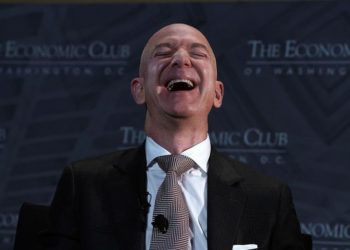 AUTSCH: Jeff Bezos sagt, Bidens Tweet sollte vom „Disinformation Board“ überprüft werden