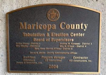 NEU: Lange zurückgehaltene Aufzeichnungen enthüllen mehr als 20.000 Briefwahlzettel, die nach Ablauf der gesetzlichen Frist in Maricopa County eingegangen sind