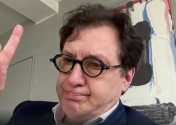 Bandera und seine "Bandar-Log"-Affen aus dem Dschungelbuch: Prankster foppen bayrischen Opernleiter