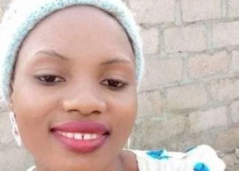 Christliche Nigerianerin zu Tode gesteinigt, von muslimischen Klassenkameraden angezündet, weil sie ihren „Propheten“ Mohammed beleidigt hatte