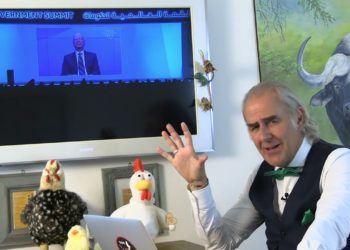 «DIE DUNKLE SEITE DES BLAUEN MONDES»