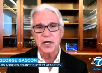 Der marxistische Staatsanwalt von Los Angeles, George Gascón, wird KEINE Anklage wegen Verbrechens gegen den messerschwingenden Mann erheben, der Dave Chappelle angegriffen hat