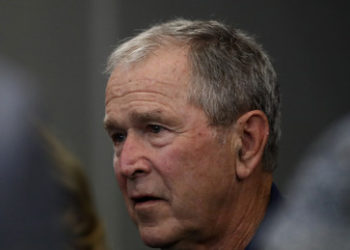 Bush bestätigt Arbeit von US-Biolaboren in der Ukraine – dank russischer Prankster