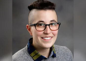 Johns Hopkins Zentrum für sexuellen Missbrauch von Kindern stellt Transgender-Professor ein, der zuvor Pädophile verteidigte