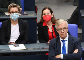 Vorsitzende der Linkspartei Hennig-Wellsow tritt zurück