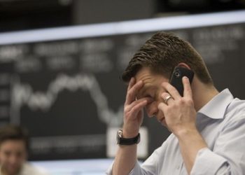 Nach Zinswende in den USA: Aktienmärkte und Kryptowährungen im freien Fall