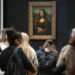 Pariser Louvre: Mona Lisa mit Torte beworfen