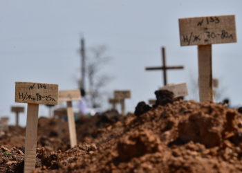 Rekruten "verheizen", Gefallene ignorieren – die zynische ukrainische Taktik des Gemetzels