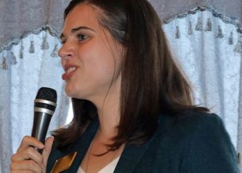 Republikanischer Angestellter in Colorado übergibt Kopien von Festplatten, nachdem er versucht hat, Beweise zu schützen, die der von Soros unterstützte Außenminister zu löschen versuchte