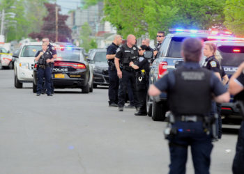 Schießerei mit mutmaßlich rassistischem Motiv in USA: 18-Jähriger tötet zehn Menschen