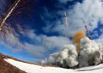 Strategische Truppen Russlands werden für Jahrzehnte mit "Sarmat"-Raketen ausgerüstet