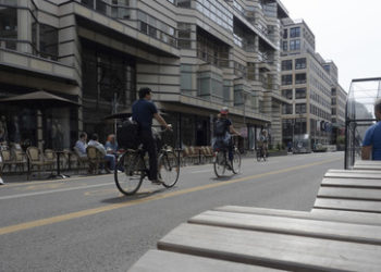 Teure Provinzposse: Die "Vergrünung" der Friedrichstraße in Berlin