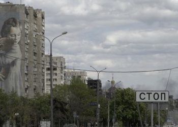 Wie in der verwüsteten Stadt Mariupol langsam wieder Ruhe einkehrt – eine Reportage