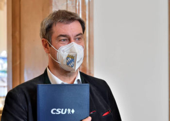 "Müsst ihr nehmen" – Söder, Scheuer und die "Schrottmasken" einer Passauer Firma