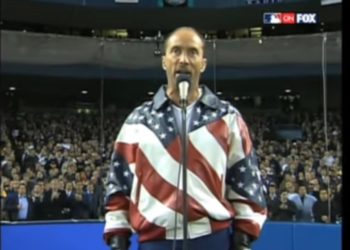 „Diese Waffe hat Kinder getötet“ – Lee Greenwood zieht sich wegen Schießerei in Texas aus der NRA-Konferenz zurück