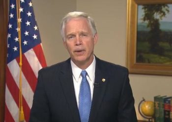 „Wirft ernsthafte verfassungsrechtliche Probleme auf“ – Senator Johnson eröffnet eine Untersuchung der CDC, die Amerikaner anhand von Telefon-Standortdaten verfolgt