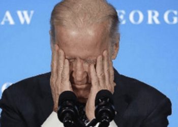 Es ist offiziell: Der Dow Jones liegt 500 Punkte unter dem Börsenniveau, als Joe Biden sein Amt antrat