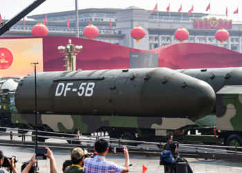Chinas Militär fängt während des Tests erfolgreich eine ballistische Rakete ab