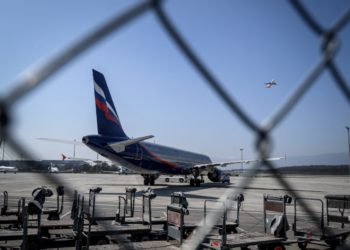 Chinesischer Diplomat sagt, China sei „bereit“, Flugzeugteile nach Russland zu liefern