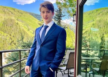 ‘9-1-1: Lone Star’-Schauspieler und Emmy-Kandidat Tyler Sanders stirbt unerwartet im Alter von 18 Jahren, Todesursache unbekannt