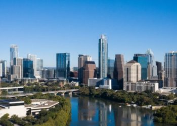 Austin versucht, das gesetzliche Mindestalter für den Kauf von Waffen im AR-15-Stil anzuheben