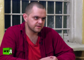 Brite Aslin vor Todesurteil in Donezk: Mit Kriegspropaganda betrogen, von London und Kiew verraten