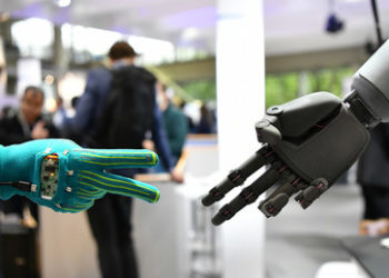 Der Transhumanismus als menschenverachtende neoliberale Religion