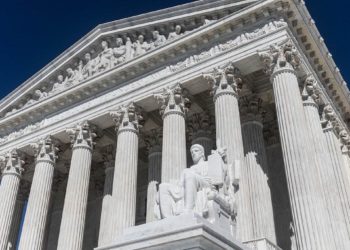 Die extreme Linke schmilzt über das Urteil des Obersten Gerichtshofs zu religiösen Schulen