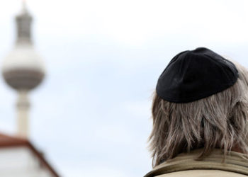 Neue Daten: Antisemitische Vorfälle in Deutschland zu einem Drittel in Zusammenhang mit Corona