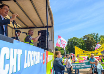 Nichts geleistet?  Demo-Redner Lauterbach beschimpft und spaltet protestierendes Pflegepersonal