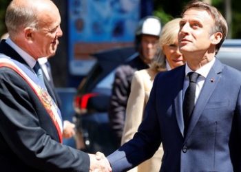 Parlamentswahl in Frankreich: Macron-Lager steuert auf Mehrheit zu