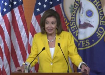 Pelosi auf die Frage nach Brandbomben auf Pro-Life-Zentren: „Ich bin eine sehr katholische Person“ und glaube an das Recht einer Frau, selbst zu wählen (VIDEO)