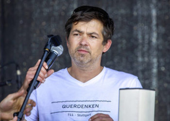 Polizei nimmt "Querdenken"-Gründer Michael Ballweg fest